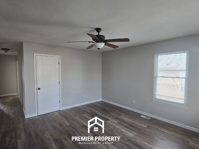 6620 Etzel Ave - Photo 4 of 15