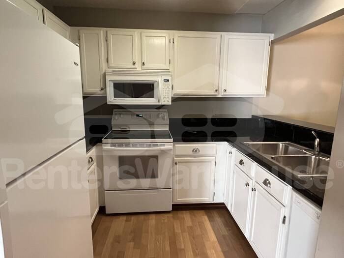 3623 Saint Francis Way #B - Photo 3 of 19