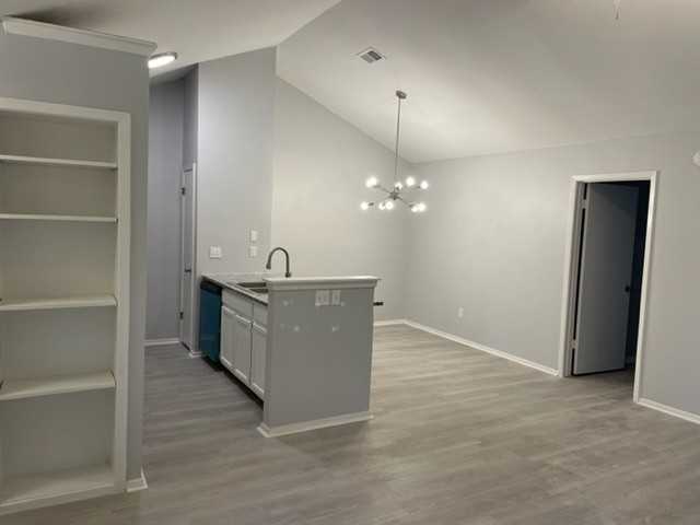 12200 Thompkins Dr #B - Photo 3 of 18