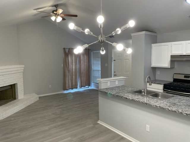 12200 Thompkins Dr #B - Photo 4 of 18