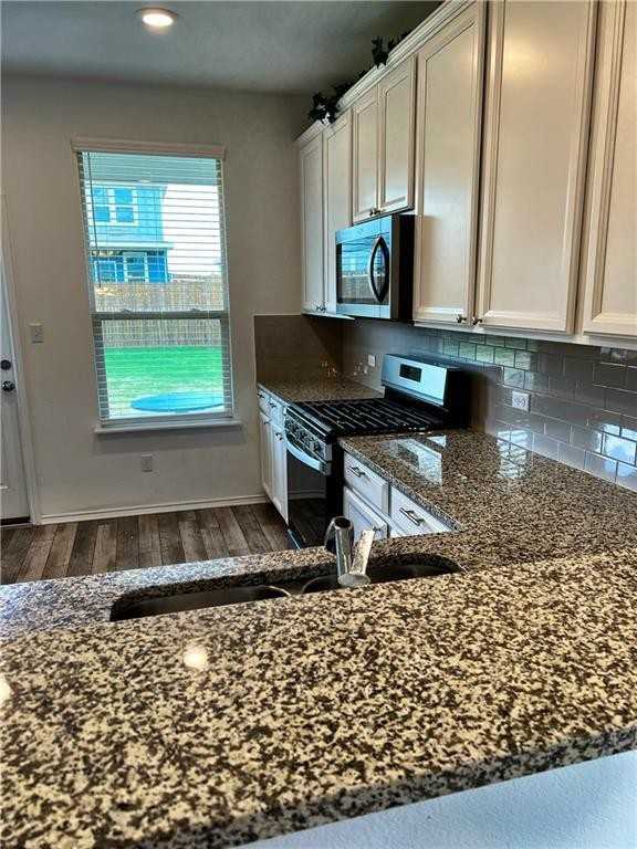 517 Goat Willow Ln - Photo 3 of 6