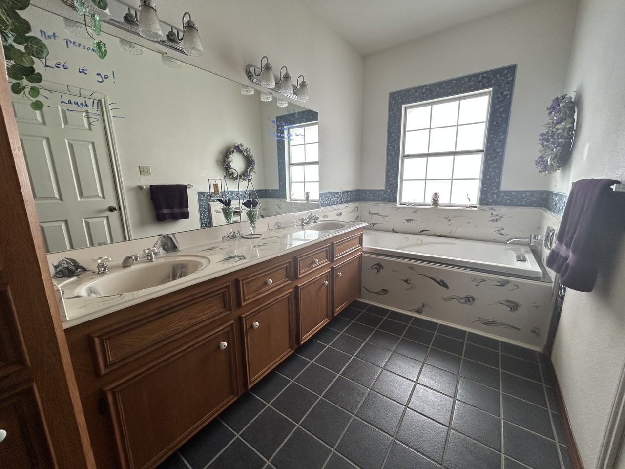 5404 W Orange St #NA - Photo 4 of 9