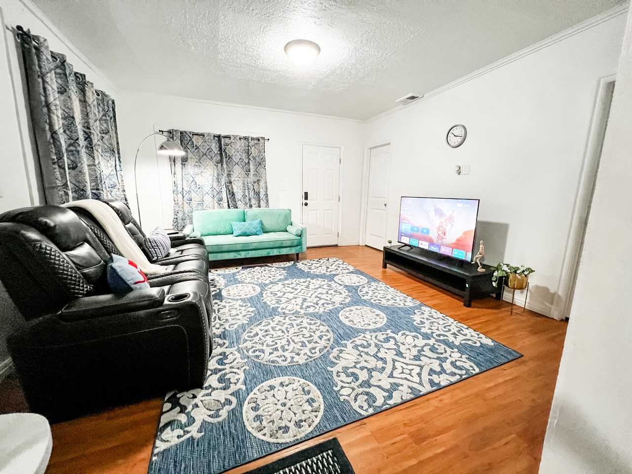 1376 W 600 S - Photo 6 of 15