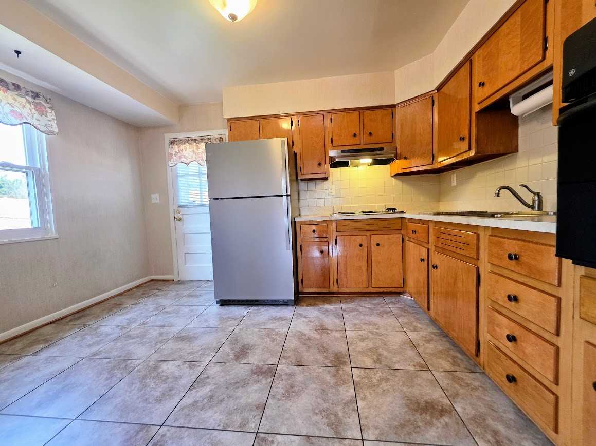 311 Ferndale Pl #NA - Photo 4 of 13