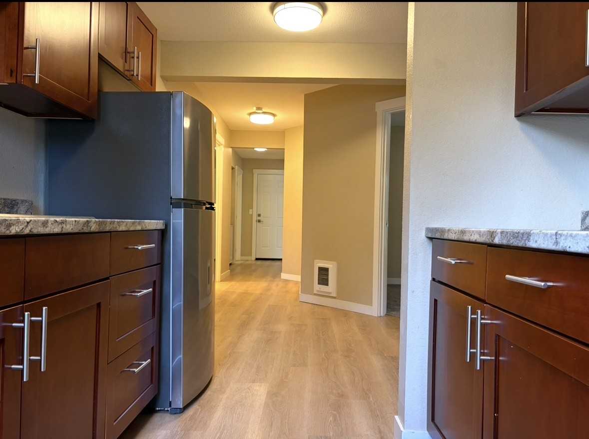 3011 S 224th St #B - Photo 2 of 12