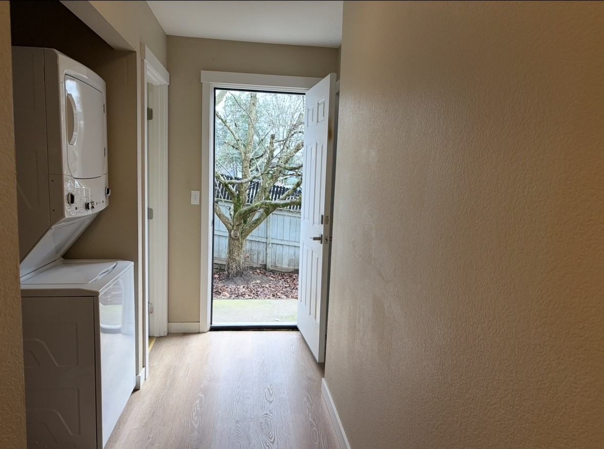 3011 S 224th St #B - Photo 3 of 12