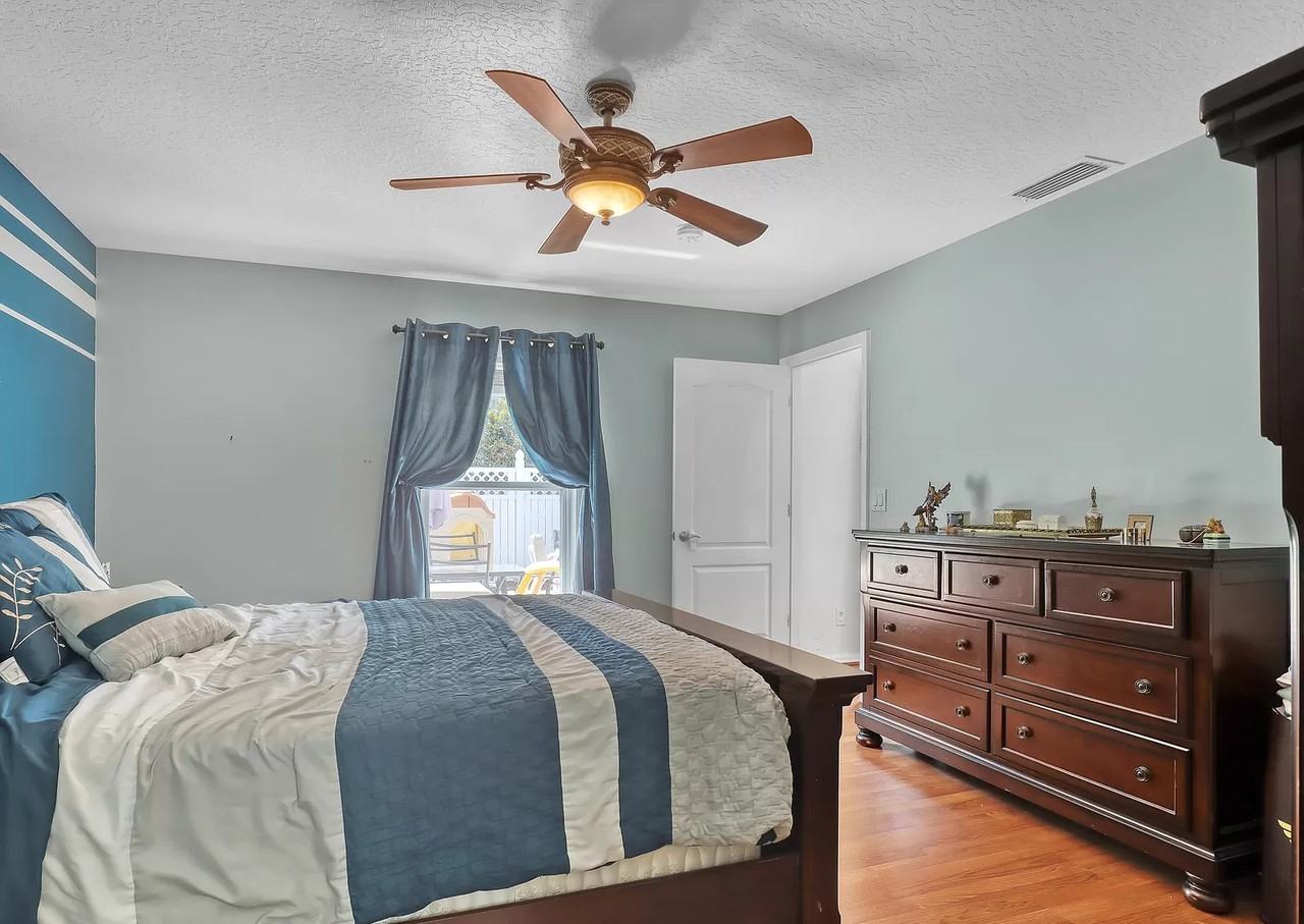 527 Sauders Rd Se #NA - Photo 5 of 19