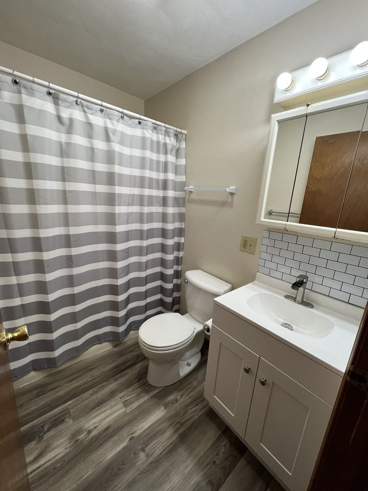 2434 Meridian St #2 - Photo 3 of 14