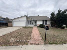 featured image of 8386 Zephyr St