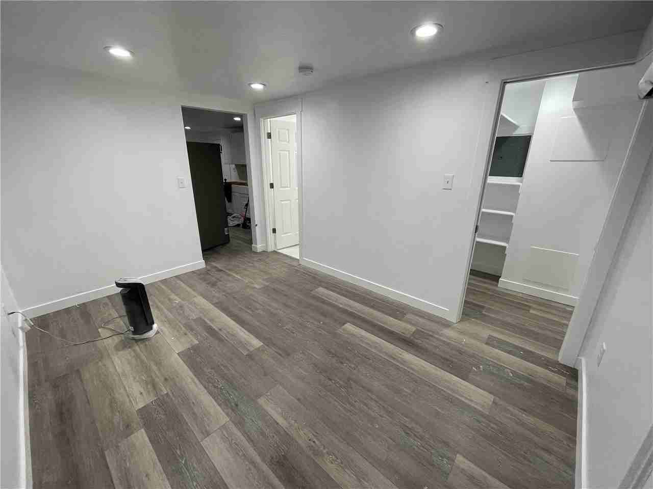 6915 S Brookhill Dr - Photo 5 of 10