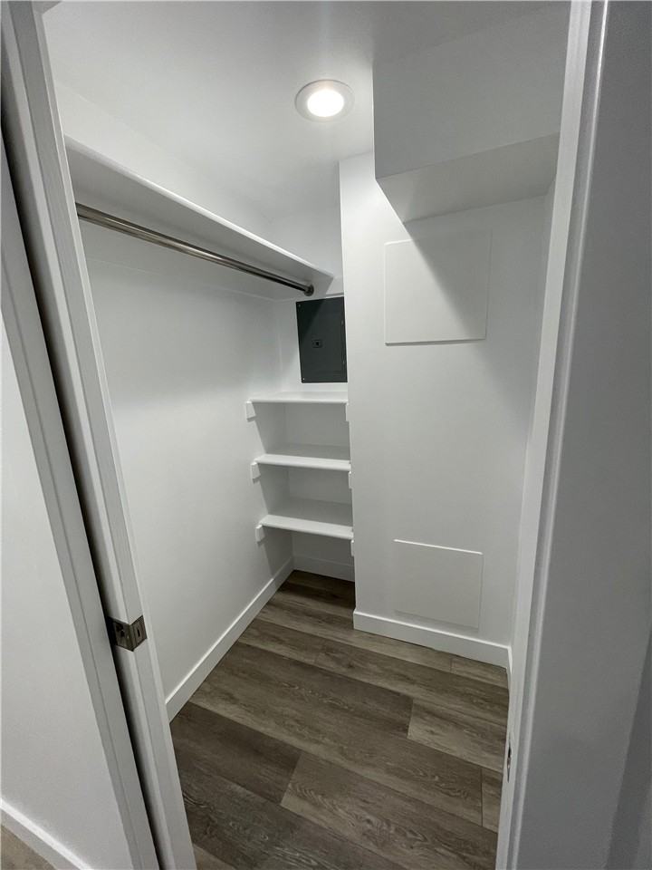 6915 S Brookhill Dr - Photo 7 of 10