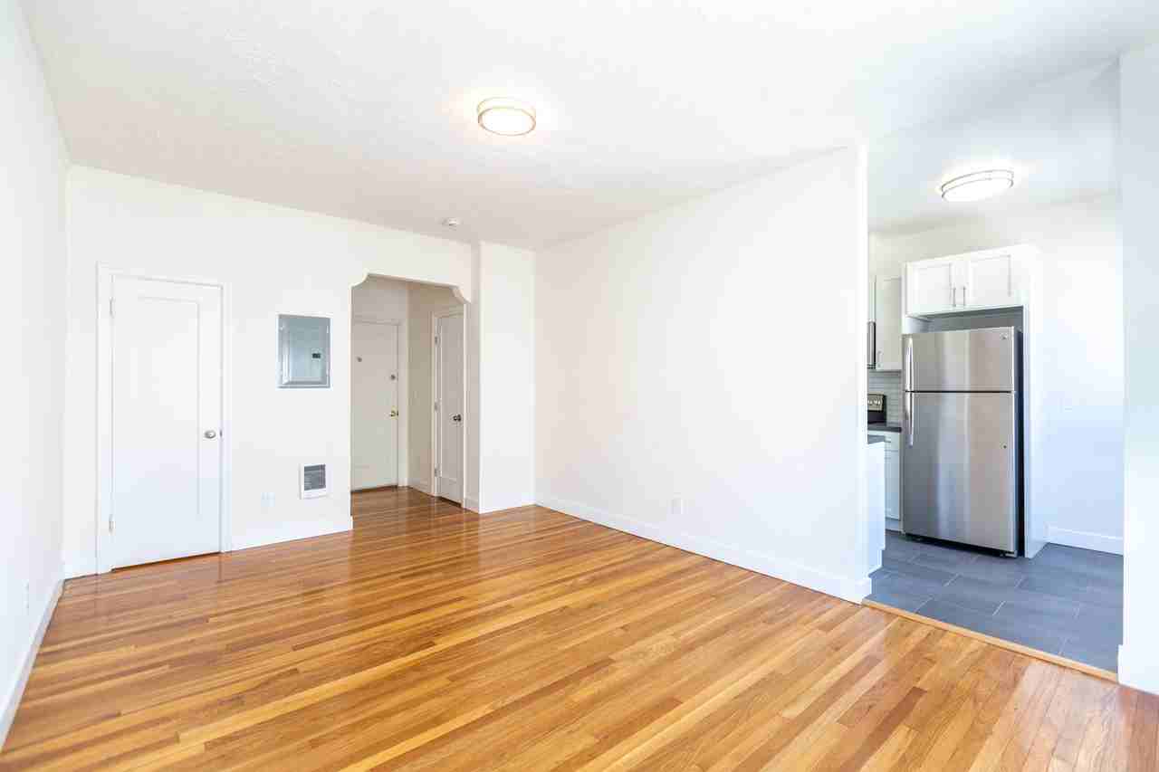 77 Glen - Photo 6 of 13