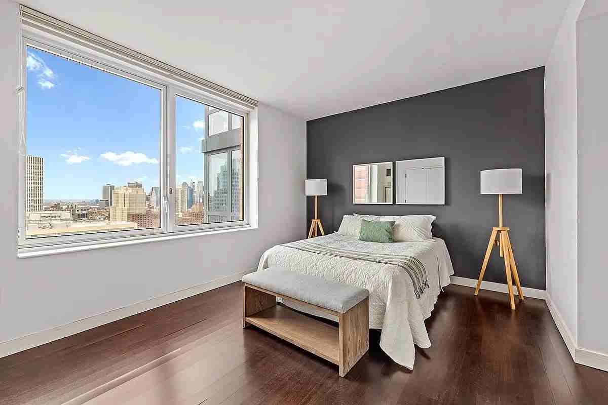 Gold St #19R - Photo 3 of 12