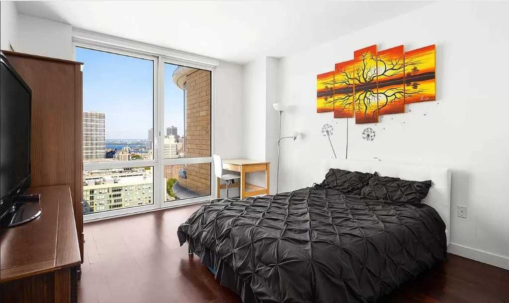 Gold St #19R - Photo 5 of 12