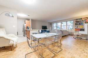 featured image of Greenwich St #16G