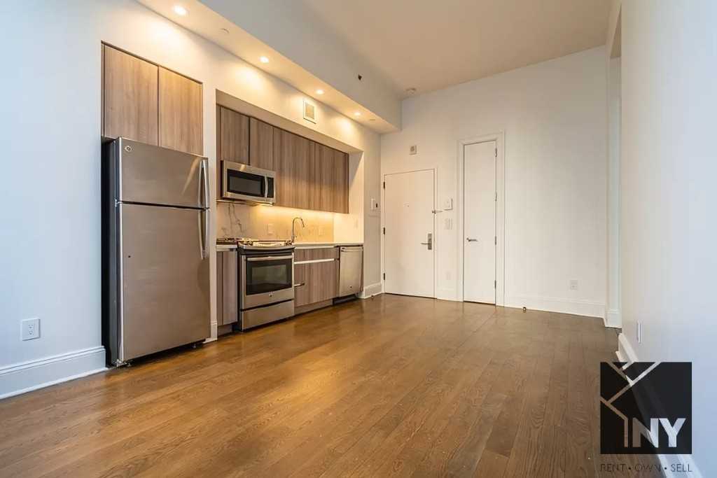 Park Row #12I - Photo 2 of 10