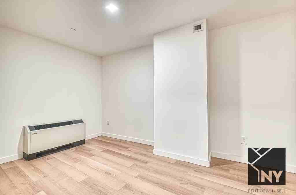 Broad St #1621 - Photo 5 of 12