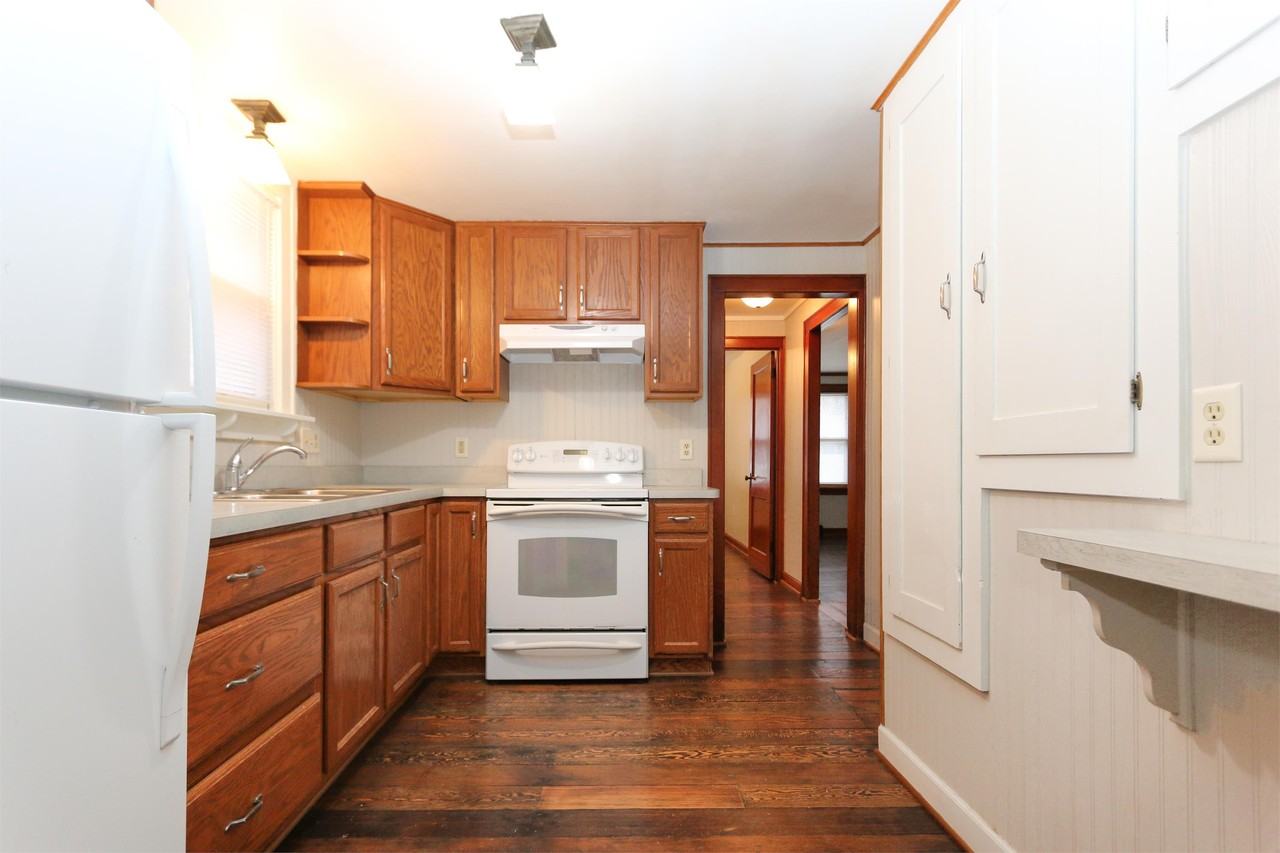 10510 Russell Ave S #1 - Photo 6 of 20