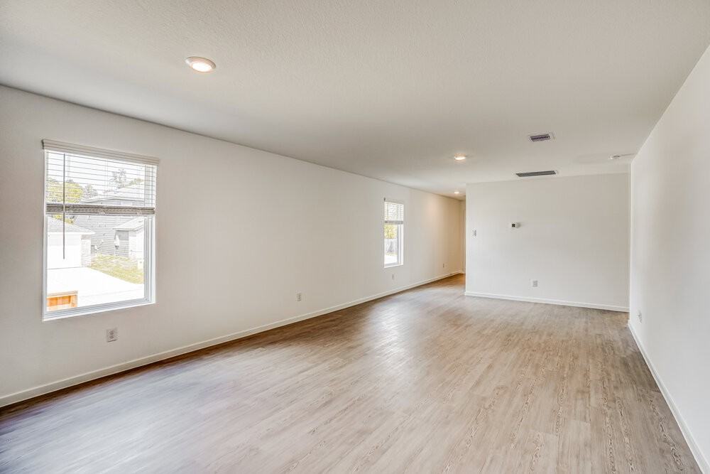 15231 Abella Dr - Photo 3 of 16