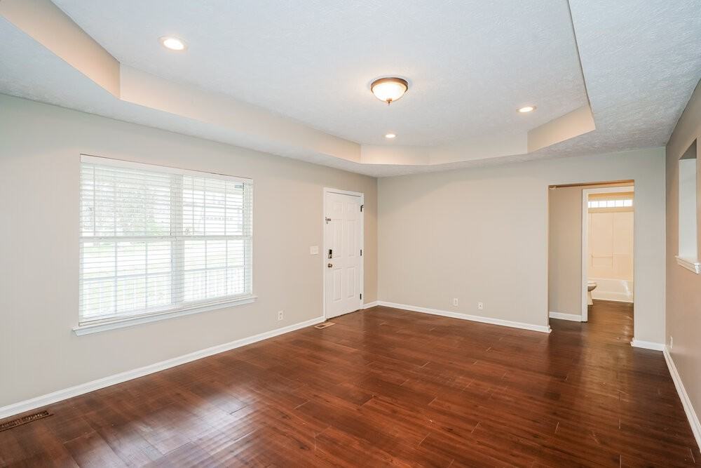 634 Woodland Hills Dr - Photo 4 of 16