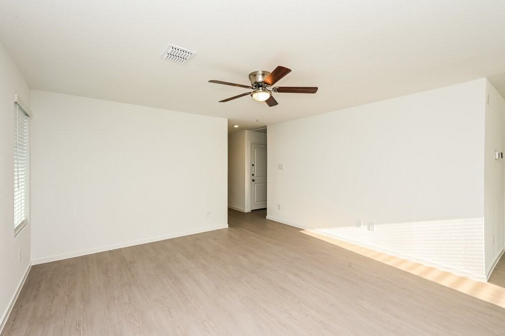 2217 La Vista Ln - Photo 4 of 16