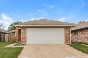 featured image of 9723 Pinehurst Ln