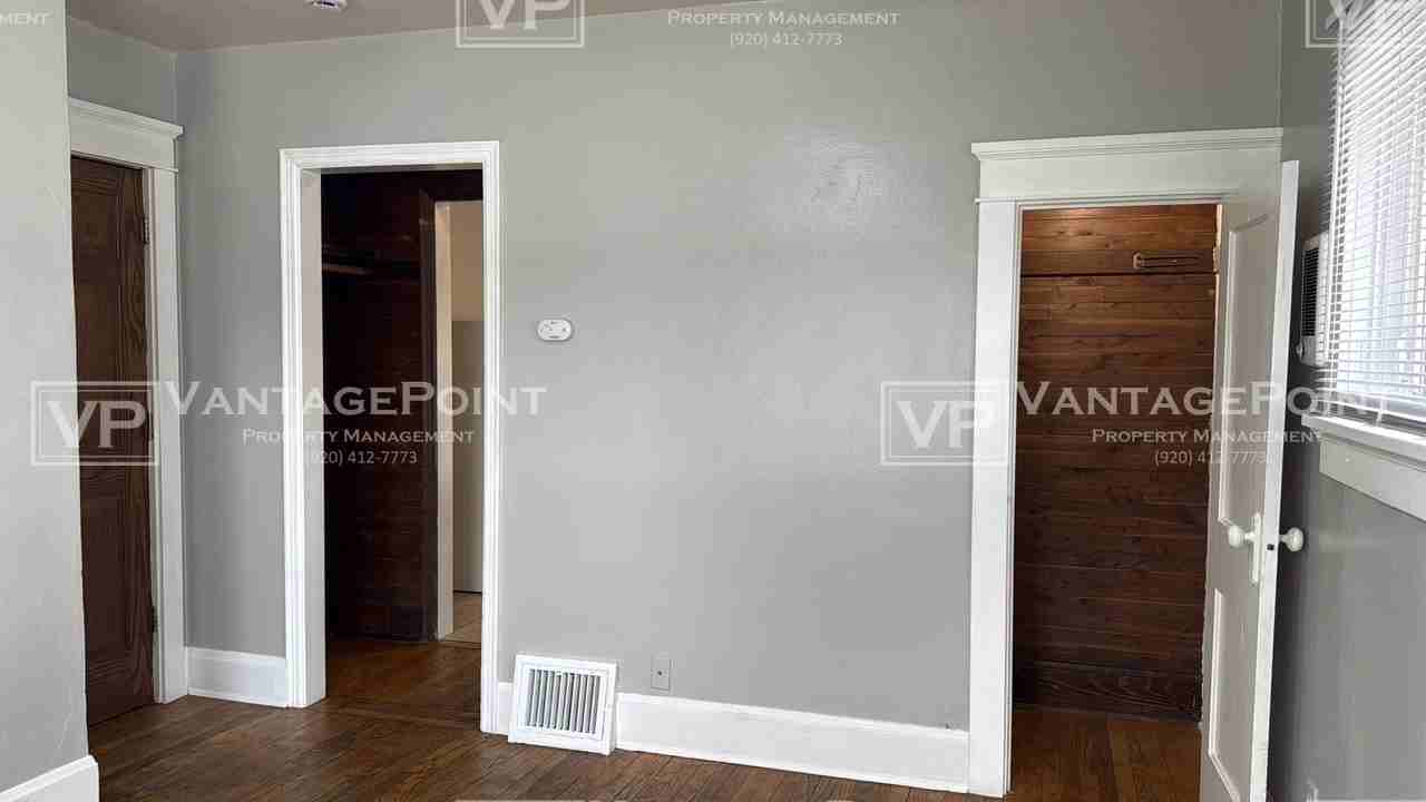 330 S Quincy St #4 - Photo 3 of 11