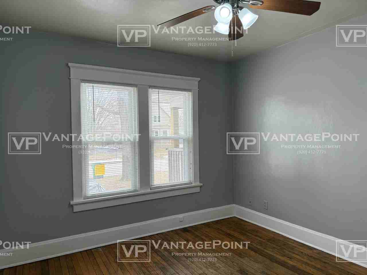 330 S Quincy St #4 - Photo 5 of 11