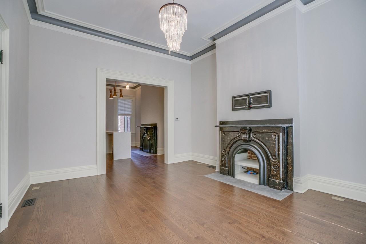 852 N Lincoln Ave #1 - Photo 2 of 24