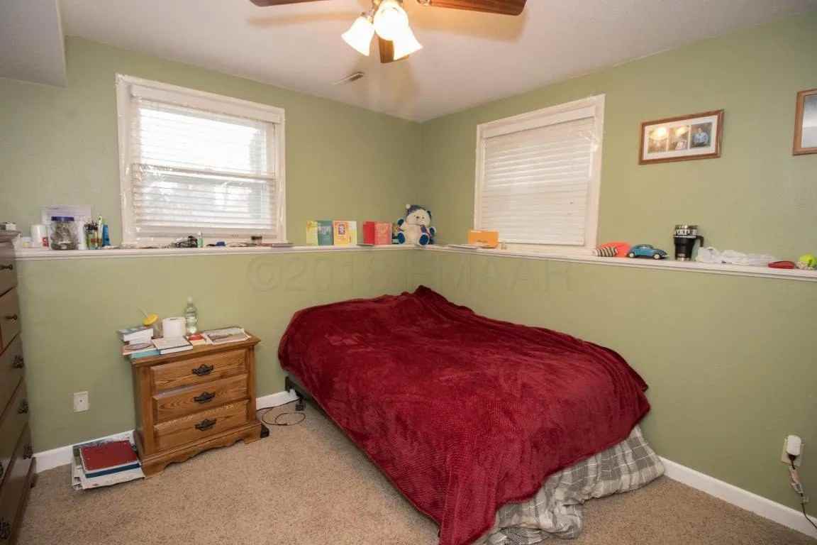 2802 9 1/2 St N #1 - Photo 6 of 13