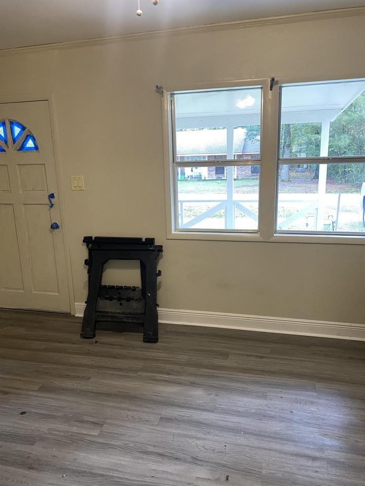 35257 Bond Dr #1 - Photo 6 of 9