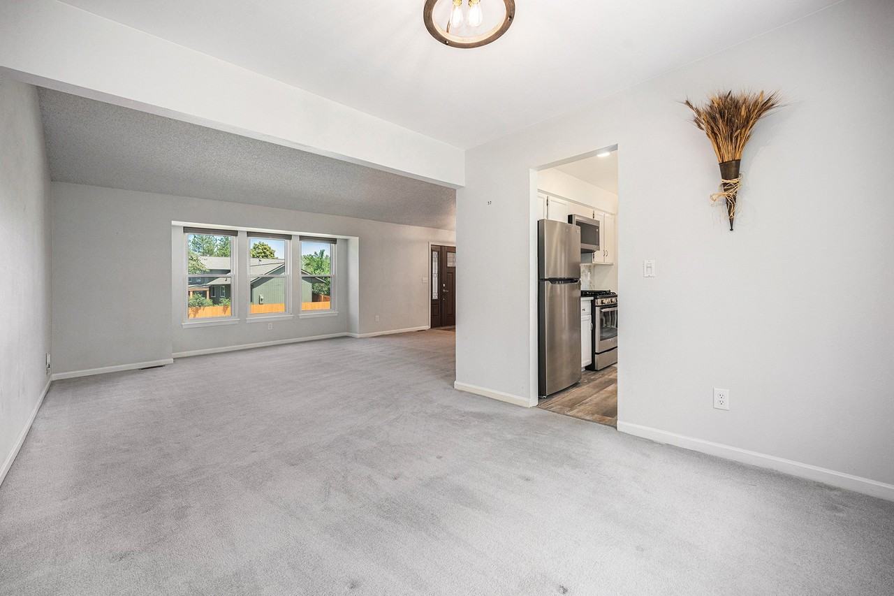 7407 E Long Cir #1 - Photo 2 of 10