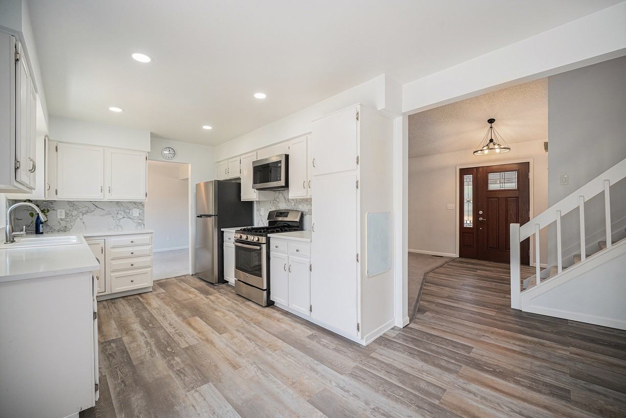 7407 E Long Cir #1 - Photo 4 of 10