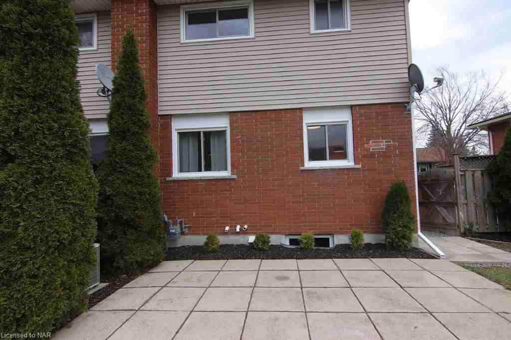 20B Valley Rd #1 - Photo 3 of 14