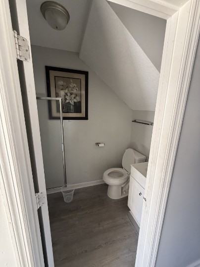 413 Anderson Ave #D7 - Photo 7 of 8