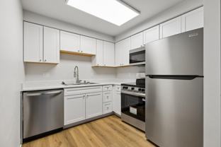 120 Se Everett Mall Way - Photo 1 of 1
