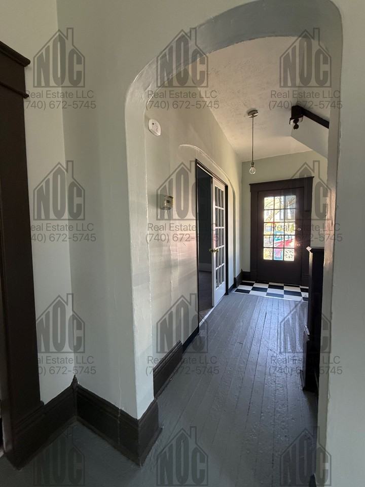 726 E Main St #A - Photo 7 of 15