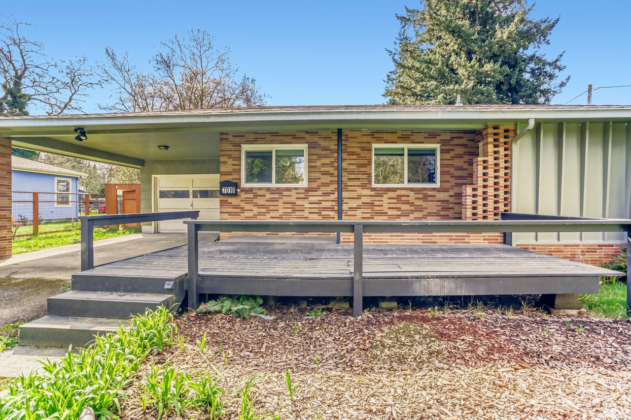 7010 Ne Alberta St #1 - Photo 2 of 30