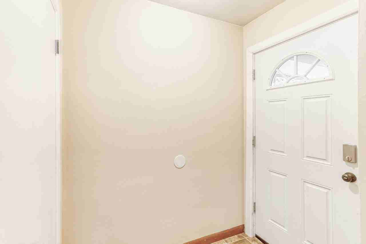 7010 Ne Alberta St #1 - Photo 6 of 30