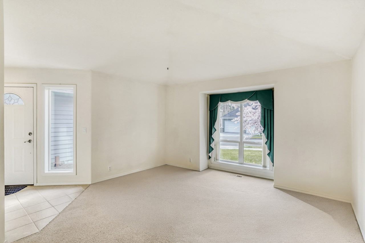 374 Ne 49th Ave #1 - Photo 7 of 39