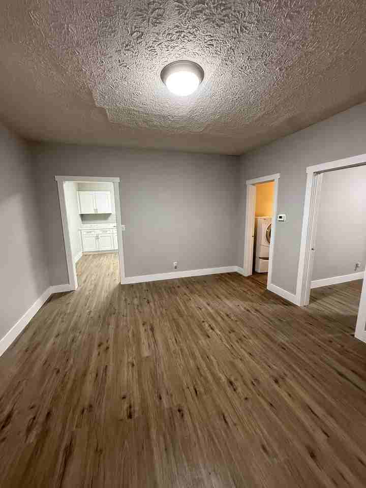 1512 English Ave #1 - Photo 4 of 18