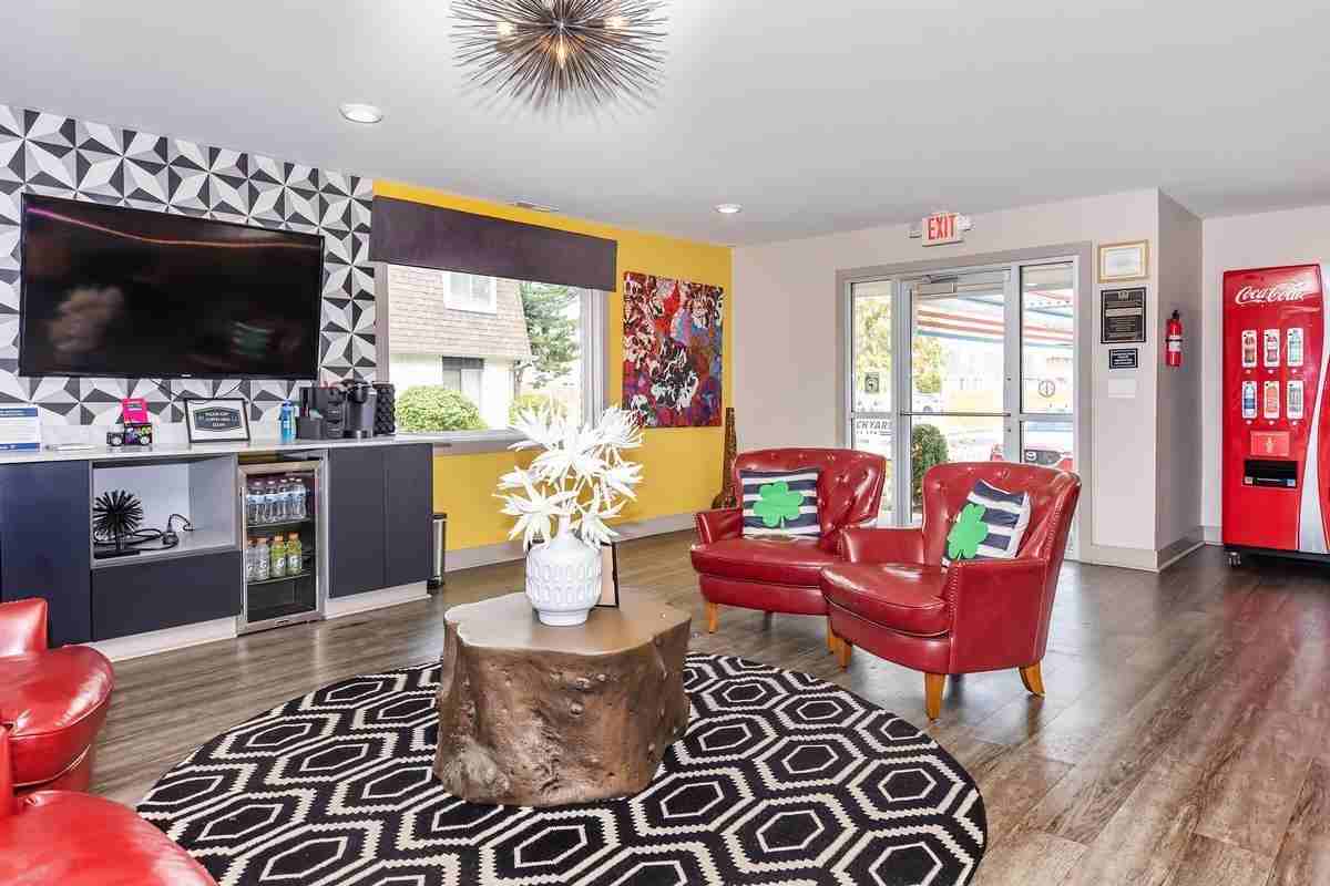 Hill Rise Dr - Photo 4 of 50