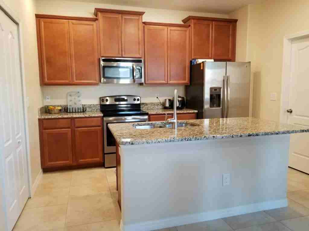 14731 Driftwater Dr - Photo 6 of 43