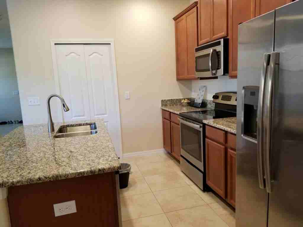 14731 Driftwater Dr - Photo 7 of 43