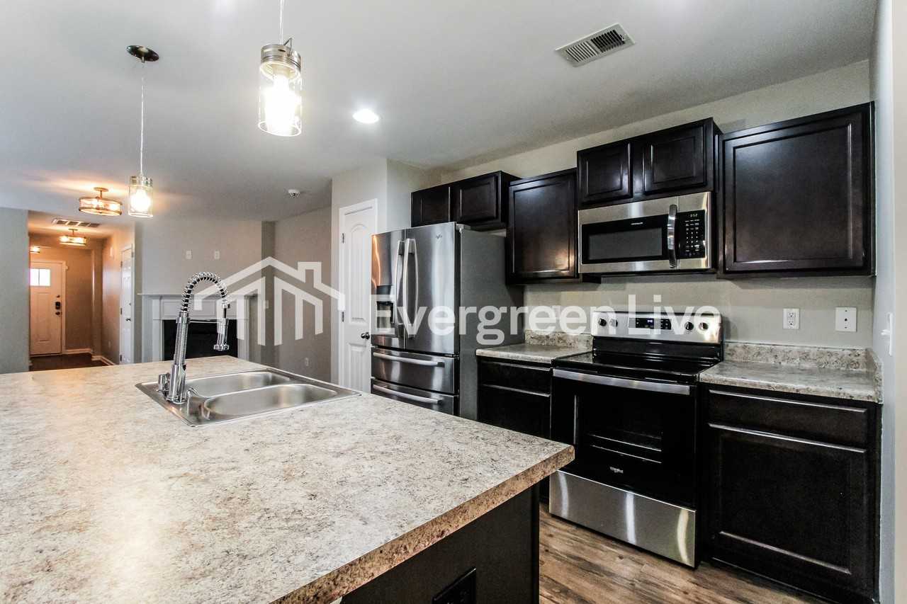 435 Reed Way - Photo 7 of 15
