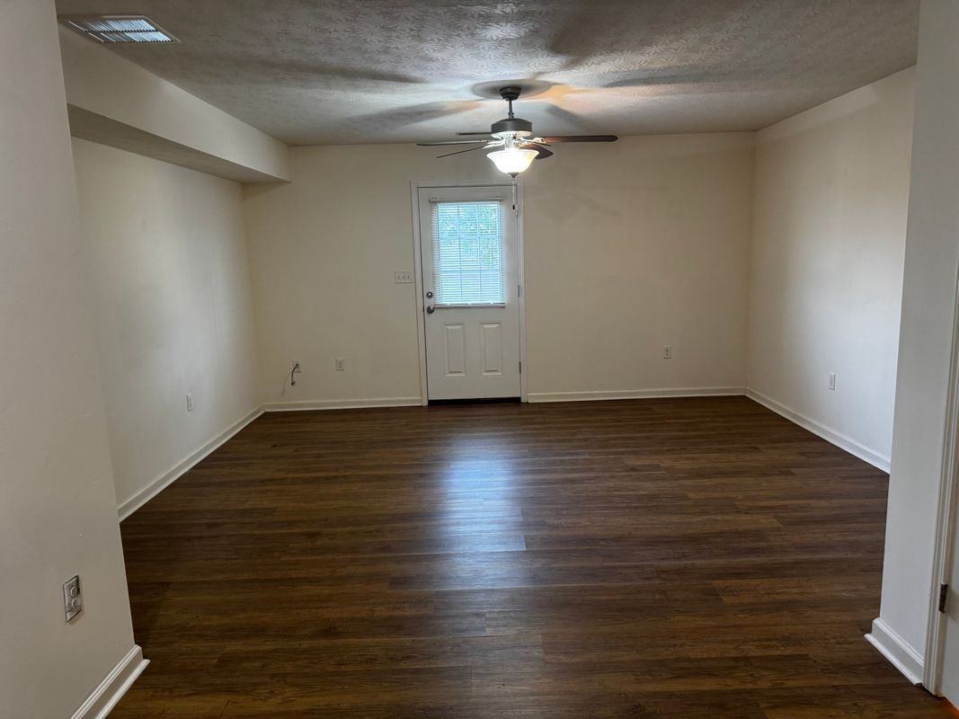 115 Corvette Vw ##B - Photo 6 of 13