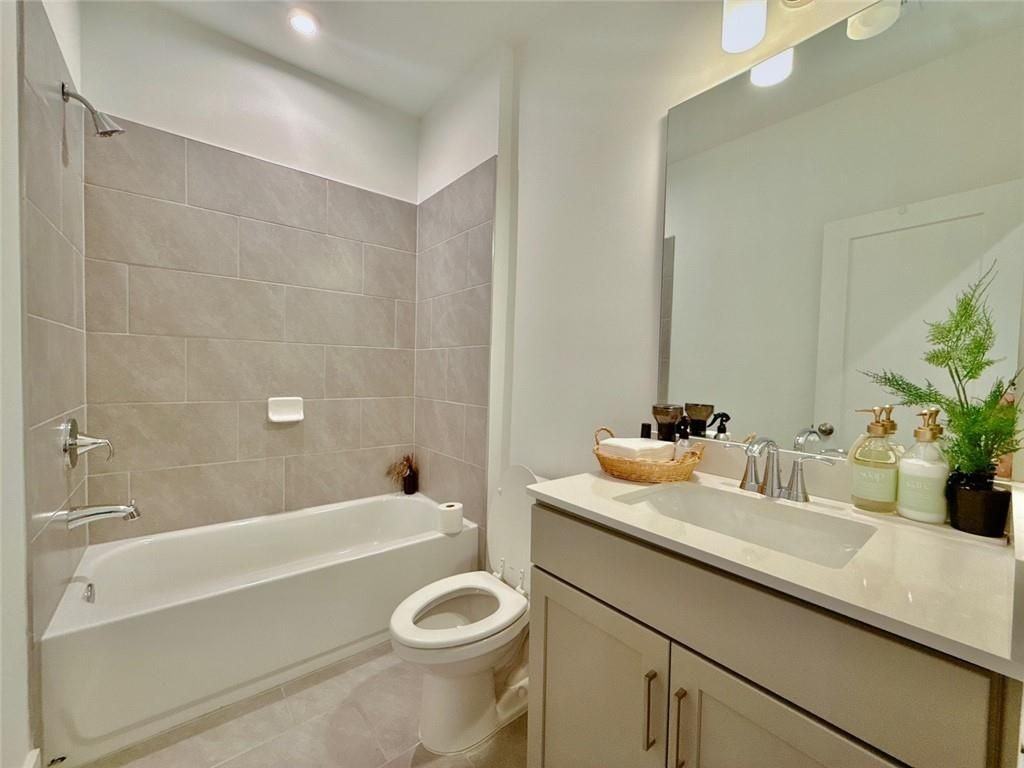 3937 Acer Ct - Photo 7 of 31