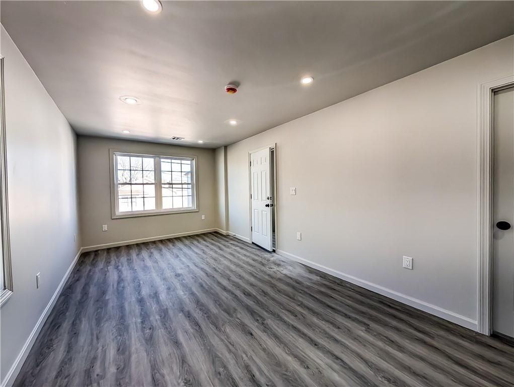 28 Julian St - Photo 4 of 12