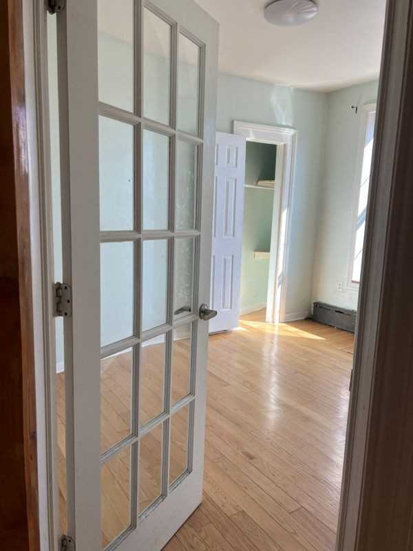 546 Congress Ave ##1 - Photo 4 of 6