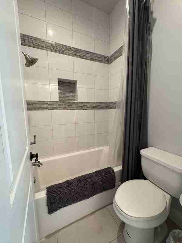 250 Mount Rushmore Dr - Photo 5 of 13